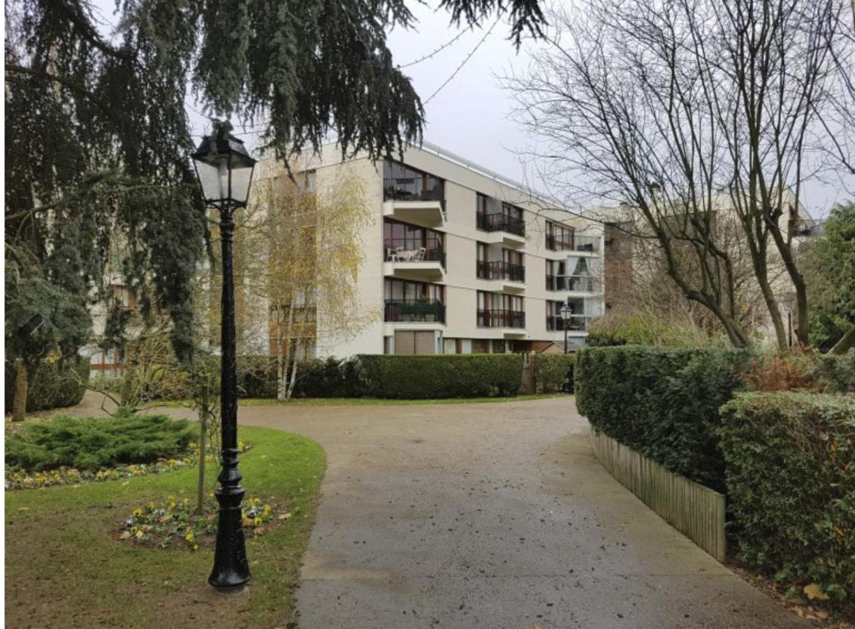Grand Studio Proche Versailles Chateau Le Chesnay  Exteriör bild